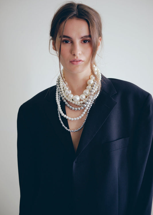 LA GRANDE PERLE NECKLACE