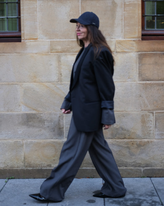 Upcycled Vintage blazer - Classic Edge