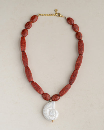Lustral necklace